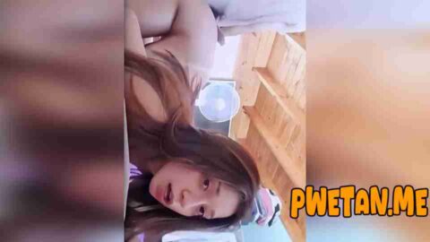 Napaka gandang babae pinutokan ang masarap na puke