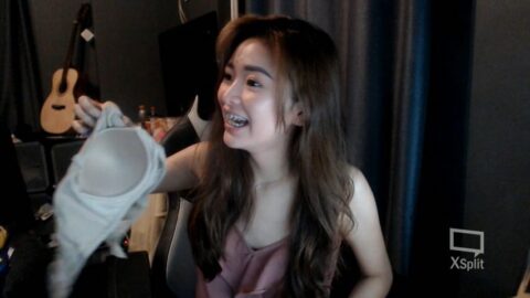 Bat Ka Naman Nag Tatanggal Ng Bra Lodi Biancakes