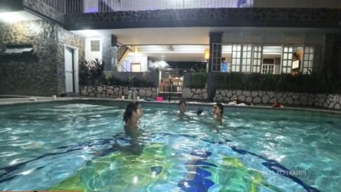 Mga Tilapia sa Swimming Pool