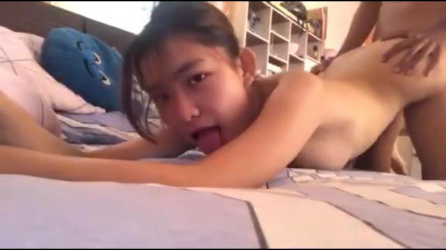 Iniyot Kona para Di Maghanap ng Iba