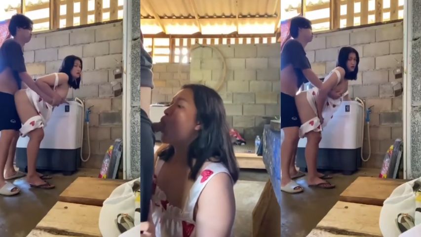 Naka-tapat sa Pagsasayaw sa Harap ng Salamin